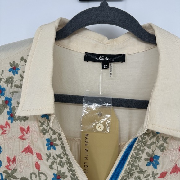 Andree by Unit Sz 2X Cream Floral Embroidered‎ Button Up Blouse Top Boho Artsy - Picture 3 of 8